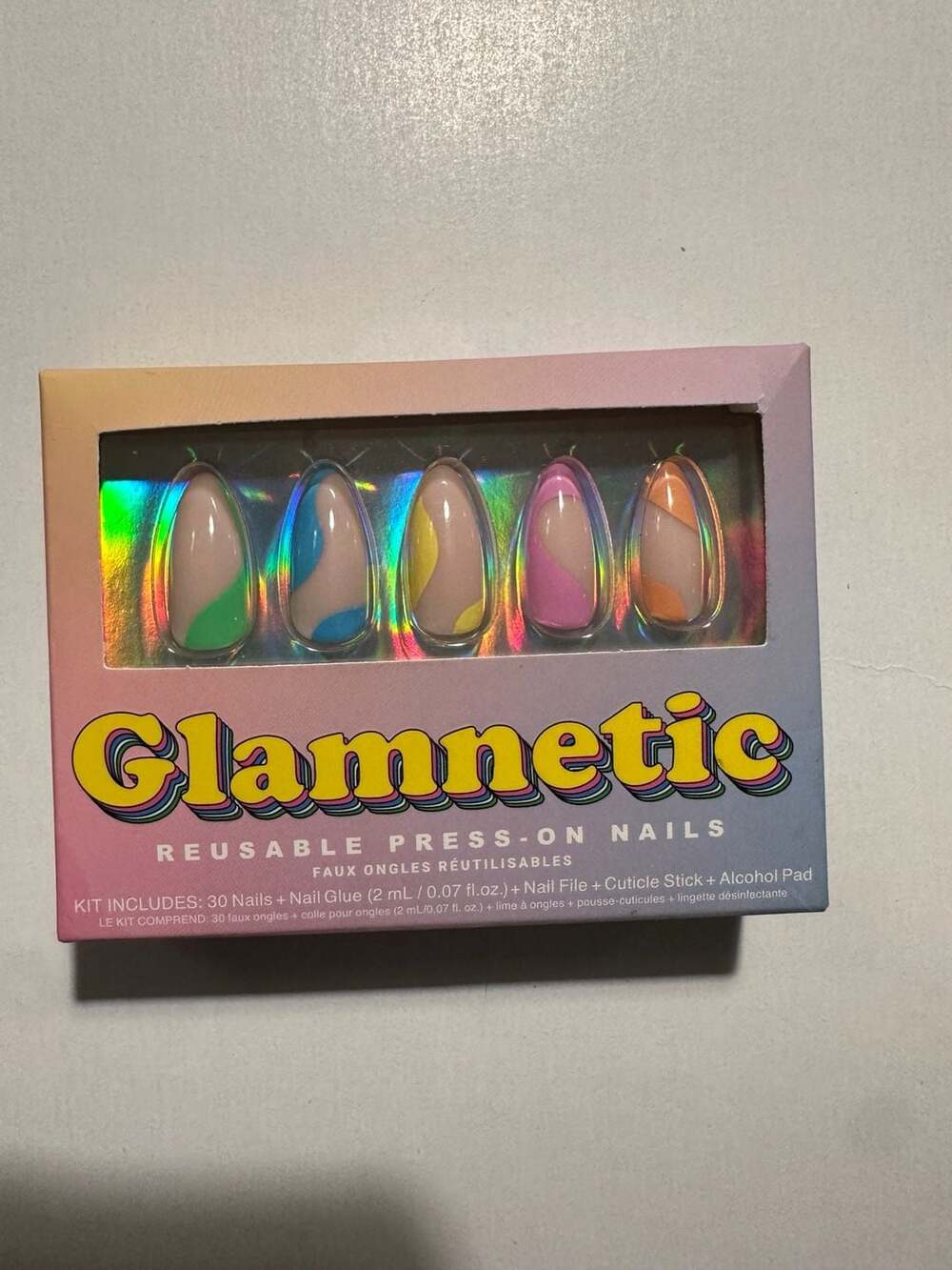 Glamnetic Reusable Press-On Nails - Wavy Blues - Medium Almond